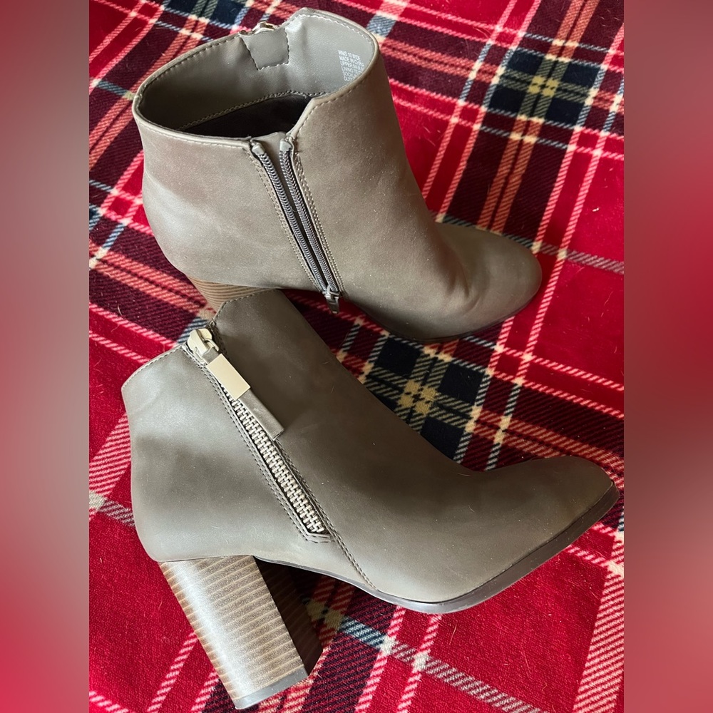 Size 10 - booties